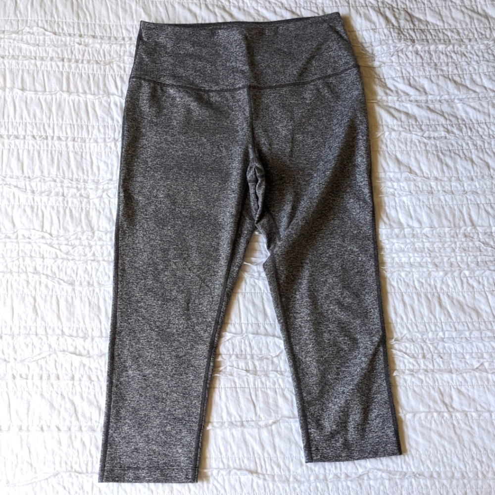 Zella capri leggings